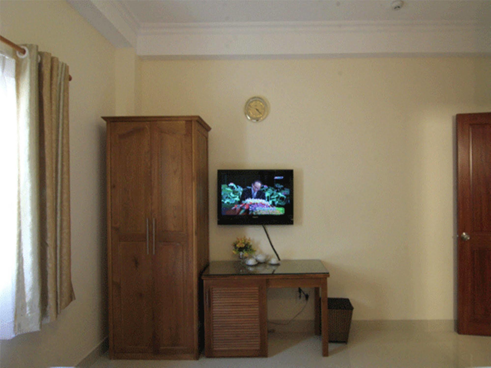 Phan Anh Hotel - Bui Vien Walking Street Хошимин Екстериор снимка